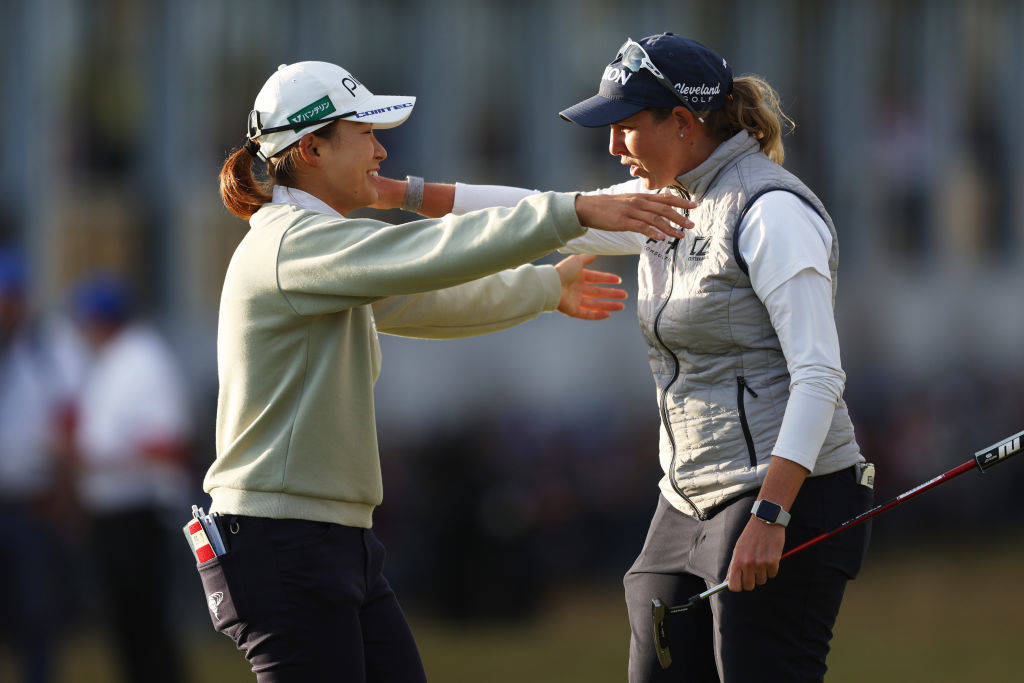 Hinako Shibuno and Ashleigh Buhai on the final day of the 2022 AIG Women's Open